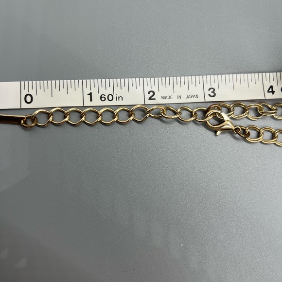 Perfect Petals Necklace - Picture 4 of 4